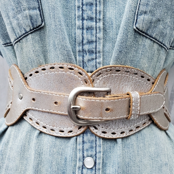Linea Pelle Accessories - Silver Metallic Leather Belt with Cutouts by Linea Pelle